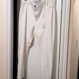 White skinny jeans new with tags